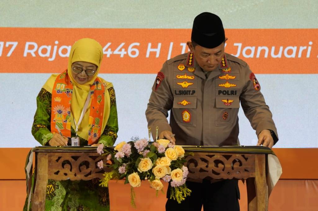 Kapolri dan Ketua Umum PP Aisyiyah Teken MoU Perlindungan Perempuan dan Anak