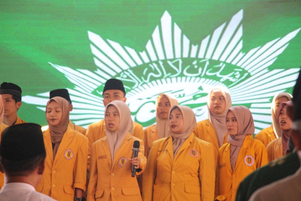 Ngaji Sambil Rekreasi di Bukit Salam: Fenomena Kajian Ahad Pagi yang Kondang dari PDM Trenggalek