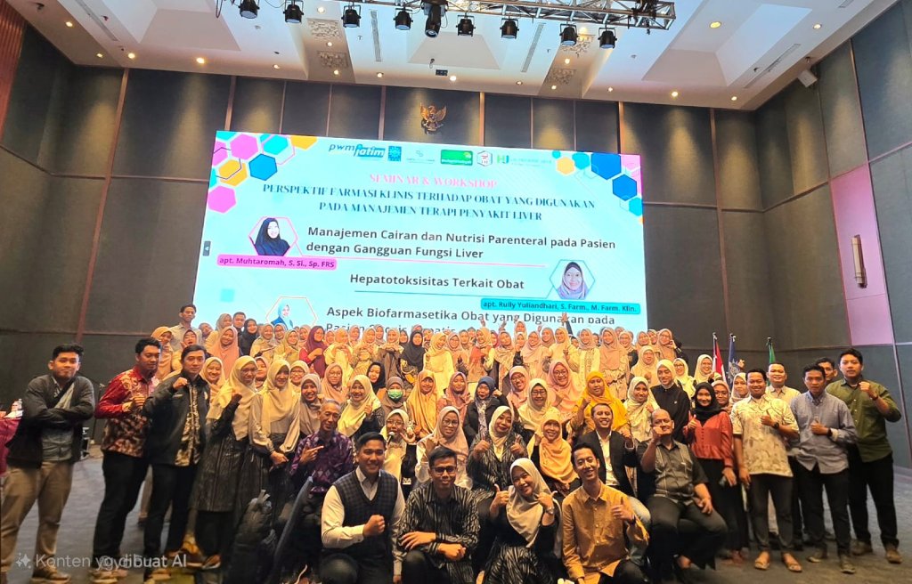 130 Apoteker RS dan Klinik Muhammadiyah-Aisyiyah Ikuti Workshop Farmasi Klinis di Surabaya