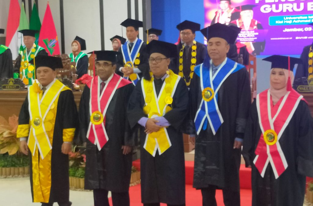 Prof Kasman, M.Fil.I Dikukuhkan sebagai Guru Besar Ilmu Hadis di UIN KHAS Jember
