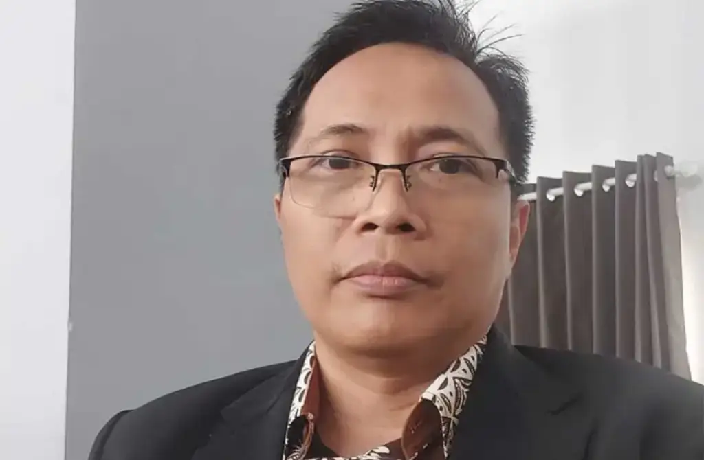 Di Tikungan Terakhir: Strategi, Penebusan, dan Politik Kecepatan Sonny Hayes