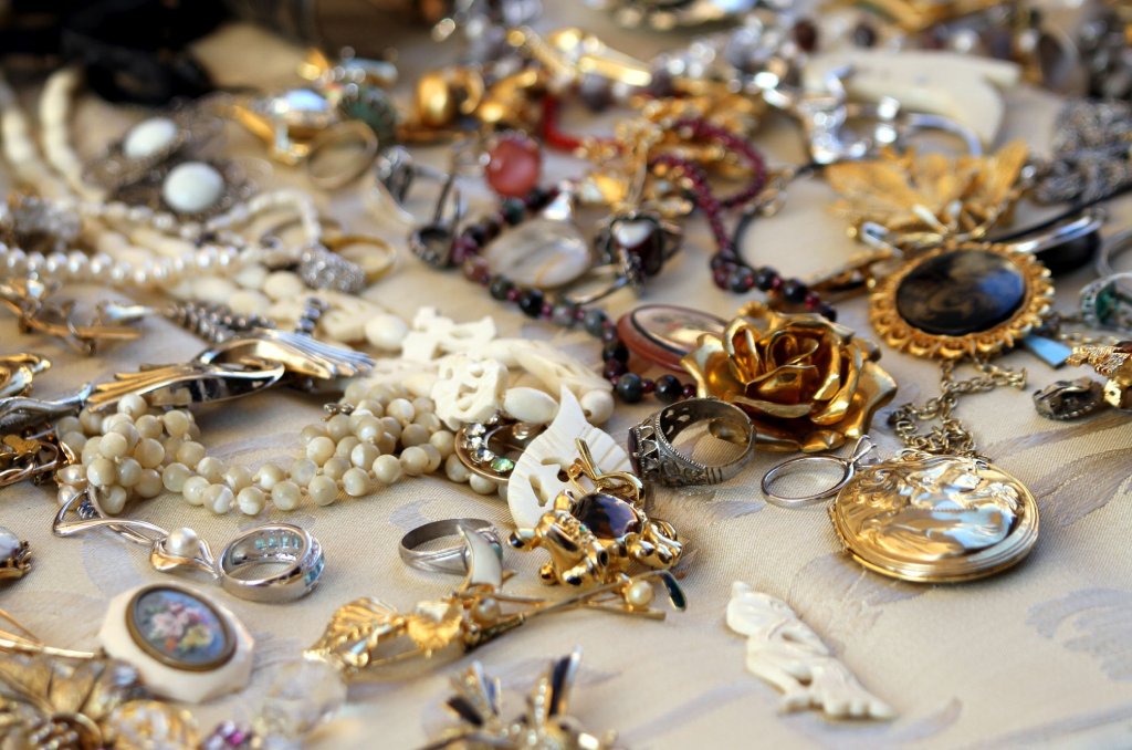 Khotbah Jumat: 4 Ciri Generasi Terburuk dalam Pandangan Rasulullah