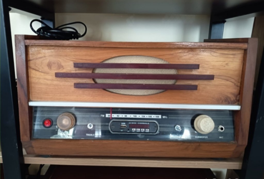 SMKN 12 Surabaya Produksi Radio "Bung Tomo" untuk Hidupkan Memori Sejarah