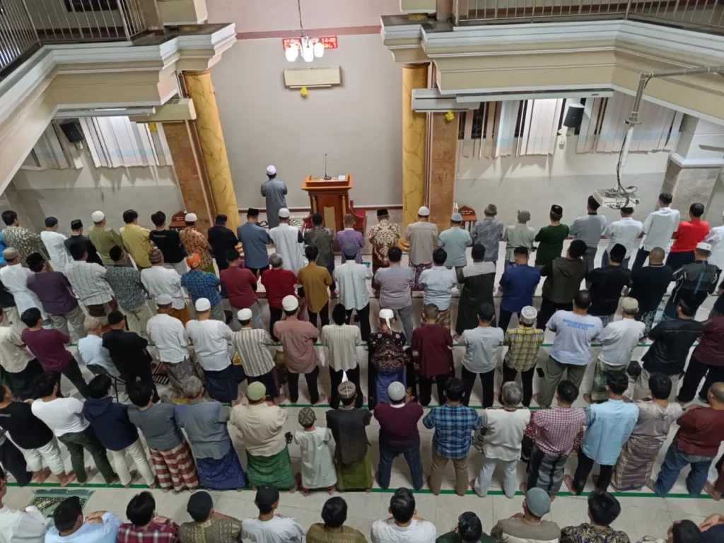 Tetaplah Salat Meskipun Nikmat Hampir Tidak Ada