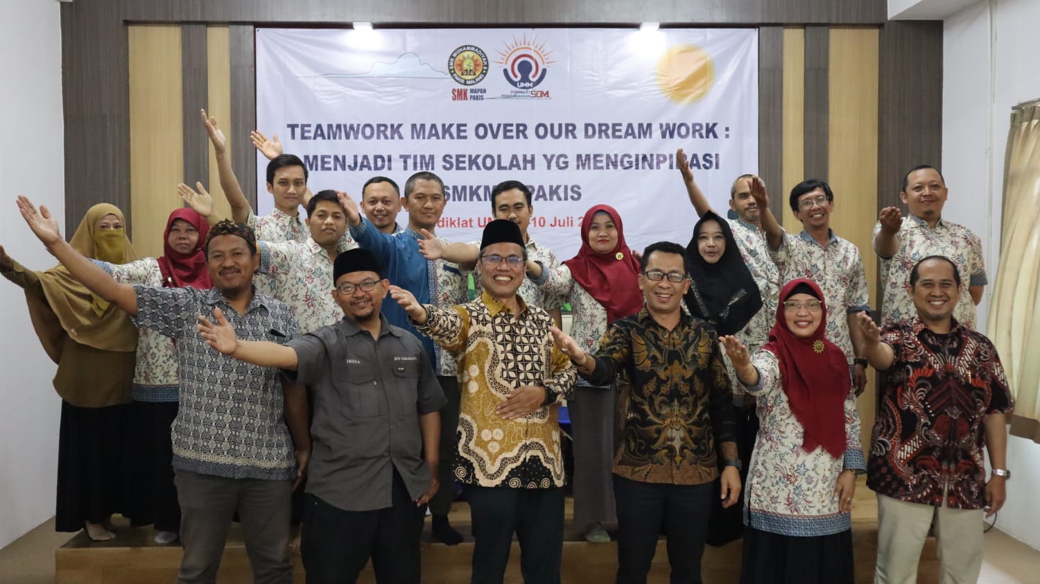 SMK Muhammadiyah 8 Pakis Malang Gelar Pelatihan Guru, Bangun Tim Sekolah yang Solid