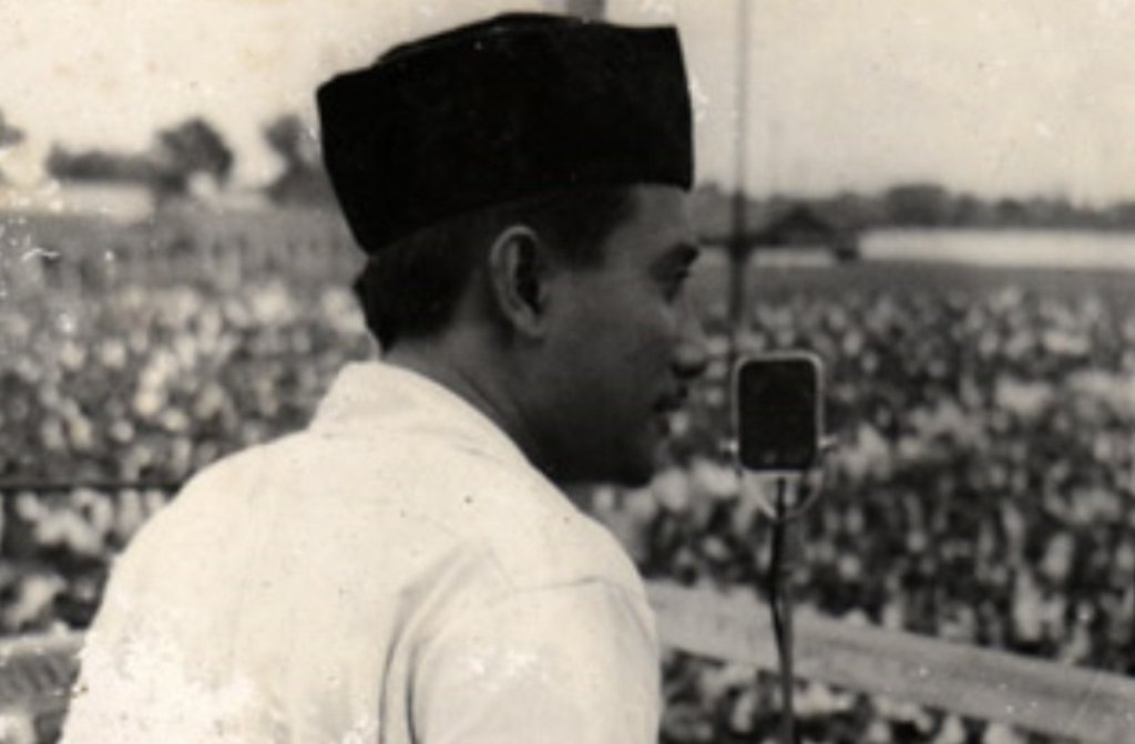 Bung Tomo dan Perang Semesta Surabaya 1945