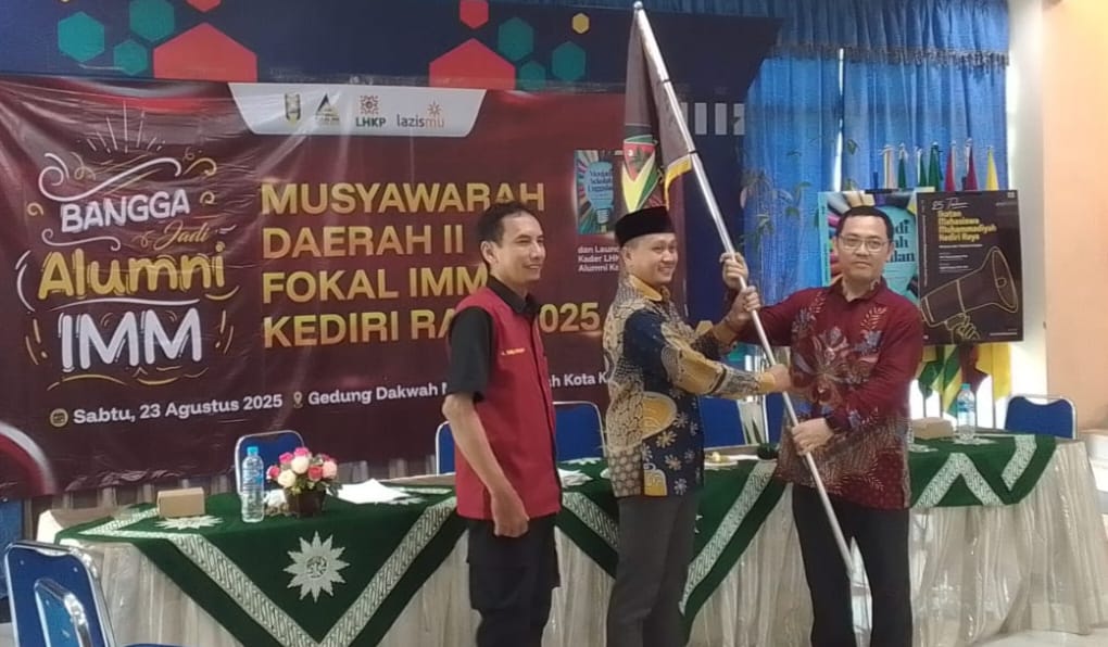 Mahbuba Pimpin FOKAL IMM Kediri Raya