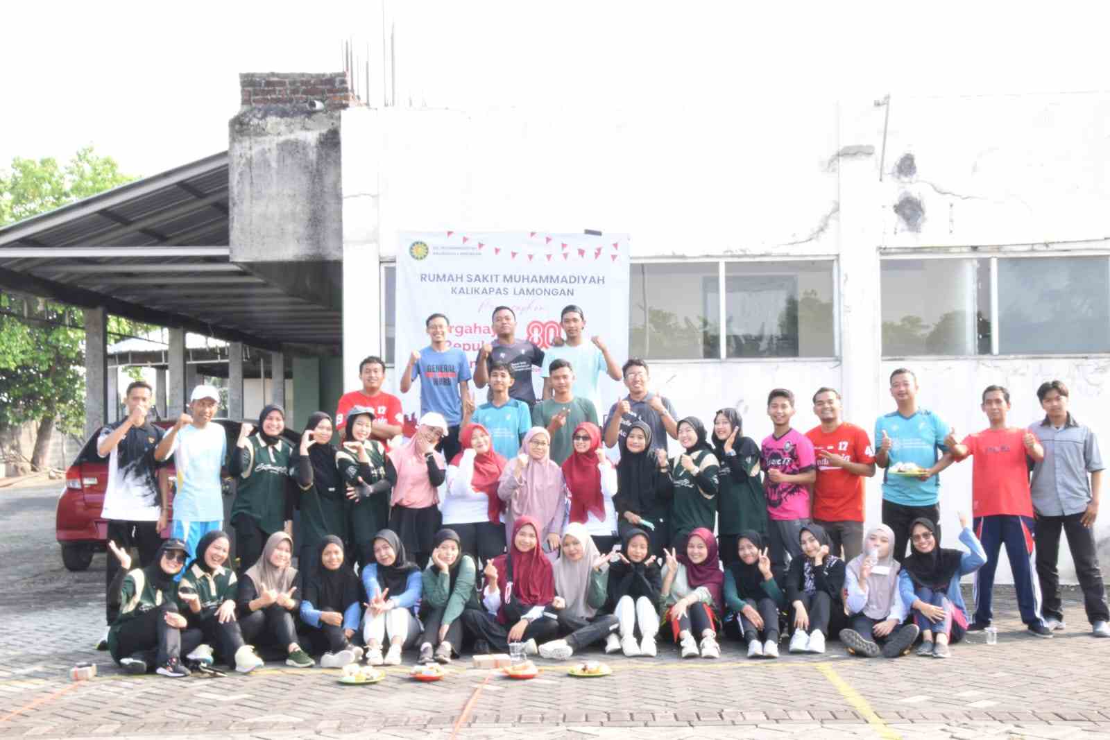 Senam Pagi Bersama, Upaya RSM Kalikapas Lamongan Terapkan Hidup Sehat dan Pererat Ukhuwah