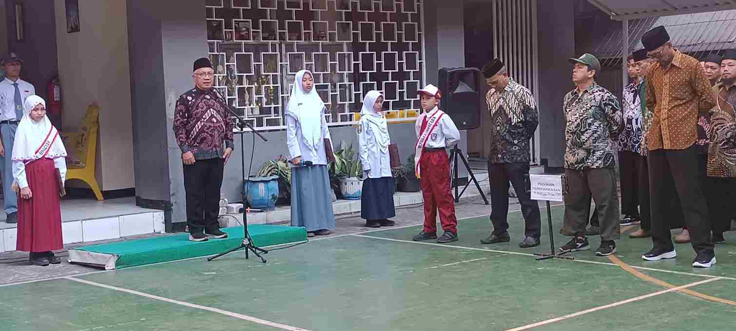 Hafiz Cilik SD Musix Pimpin Pasukan Upacara HUT RI: Aksi Zidan Al-Makkah Pukau Peserta