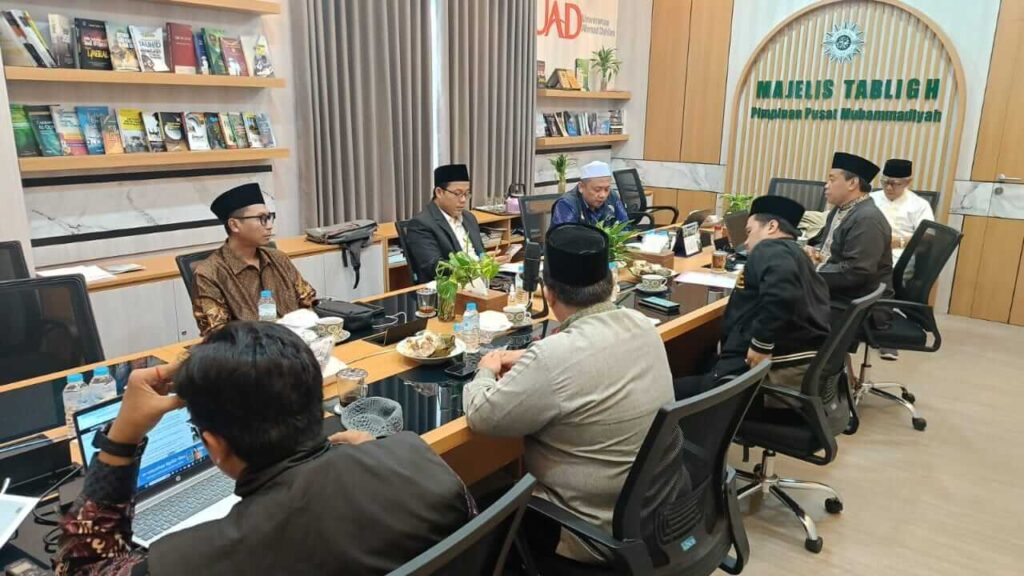 Muhammadiyah dan Tafsir Kemajuan: Antara Ihsan Qur’ani dan Kritik atas Progres Barat