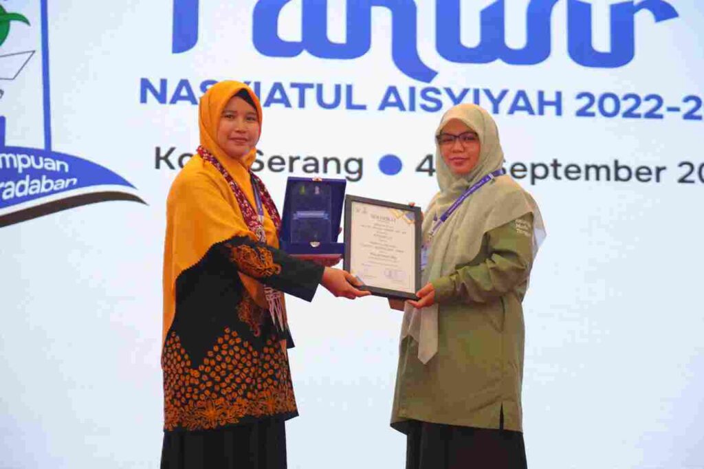 Nasyiah Jatim Raih Penghargaan Pimpinan Wilayah Teraktif