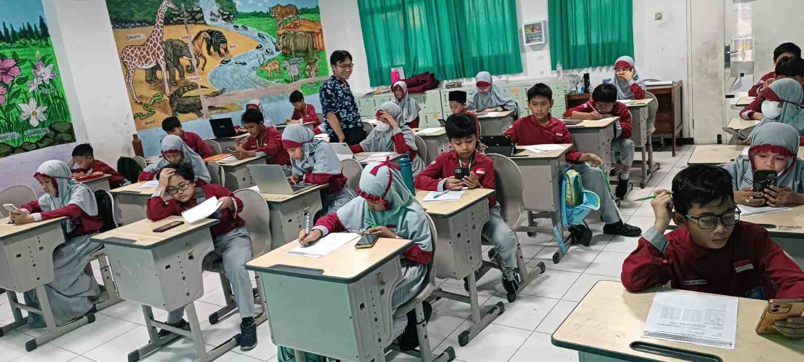 SD Muhammadiyah 6 Gadung Gelar International Kangaroo Linguistic Contest Secara Mandiri