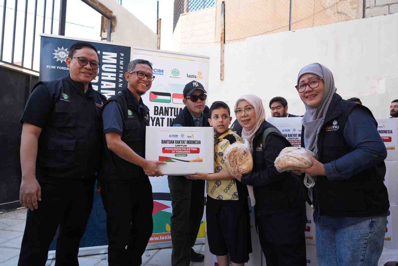 Lazismu Salurkan Bantuan Kemanusiaan untuk Pengungsi Palestina di Yordania