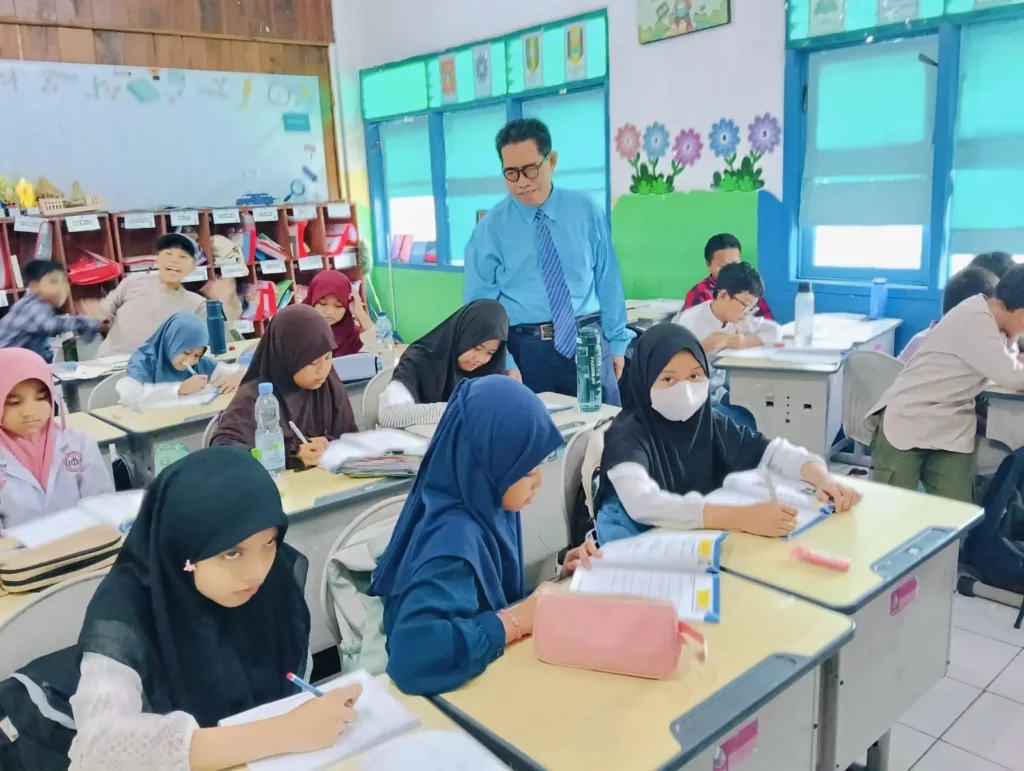 Hangatnya Kolaborasi Guru SD Muhammadiyah dalam Teacher Exchange 2025