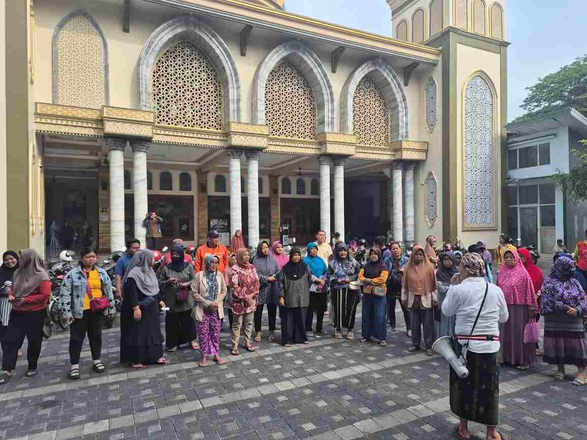 PRM Dukuh Menanggal Bersama YESS Gelar Baksos, 200 Paket Sembako Disambut Antusias Warga