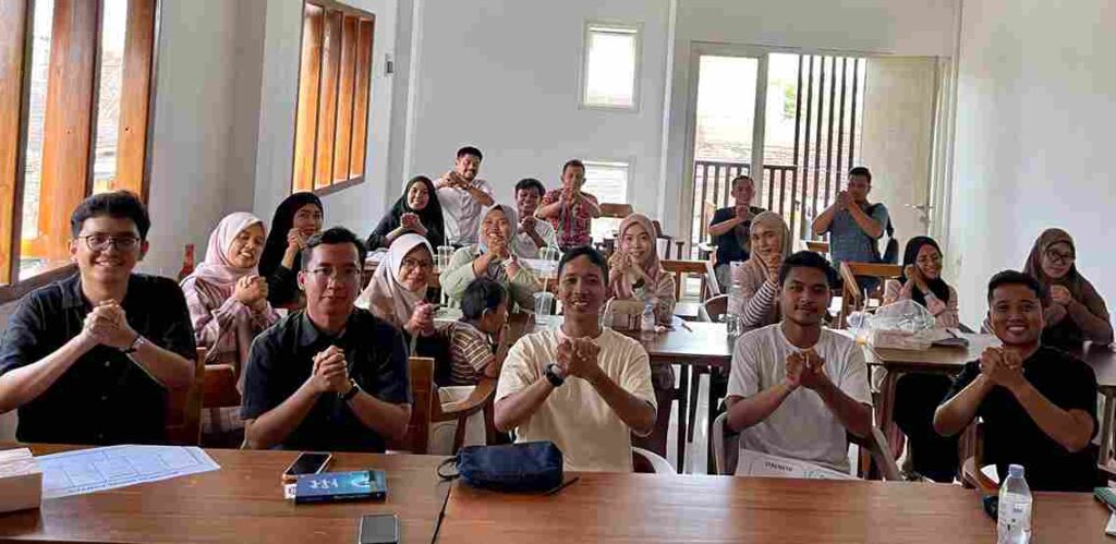 Kopdar #3 SUMU Tulungagung Dorong UMKM Naik Kelas Lewat FGD BMC