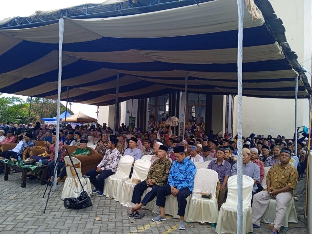 Ribuan Jemaah Hadiri Pengajian Akbar PCM Bumiayu: Gerimis Tak Surutkan Semangat Dakwah
