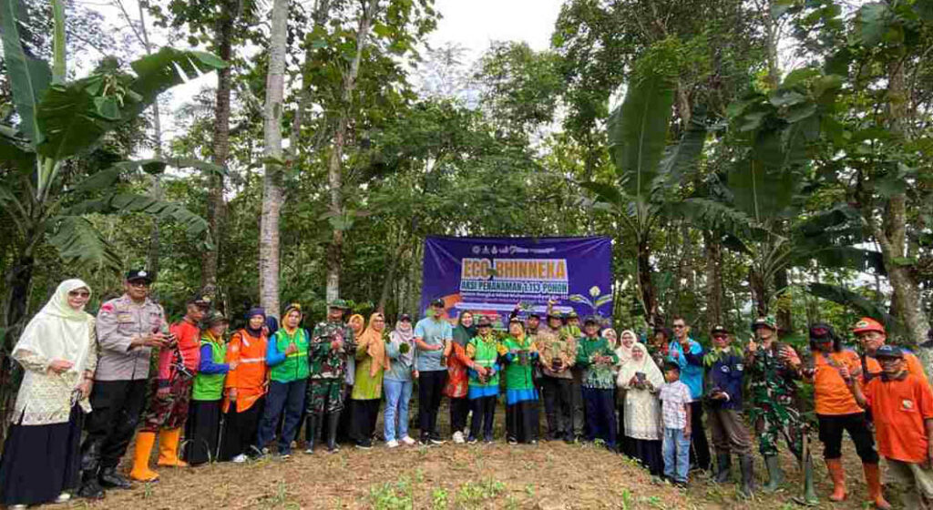 Hijaukan Banyumas, Nasyiah Rayakan Milad ke-113 Muhammadiyah dengan Gerakan Tanam 1.113 Pohon