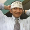 Kisah Indah Saputangan Sang Reformis