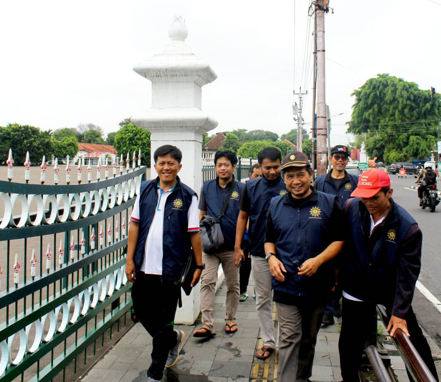Cahaya Abadi di Tepian Waktu: Refleksi Milad ke-113 Muhammadiyah