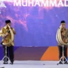 Prabowo Main Sasando saat Buka Tanwir dan Milad ke-112 Muhammadiyah di Kupang