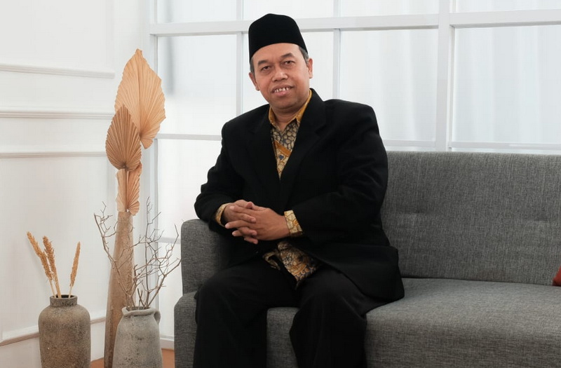 Ustadz Dr.H. Ghoffar Ismail, S.Ag., MA.
