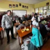 Kemenko PMK Tinjau Pemberian Makanan Tambahan Anak Usia Sekolah di Kulon Progo