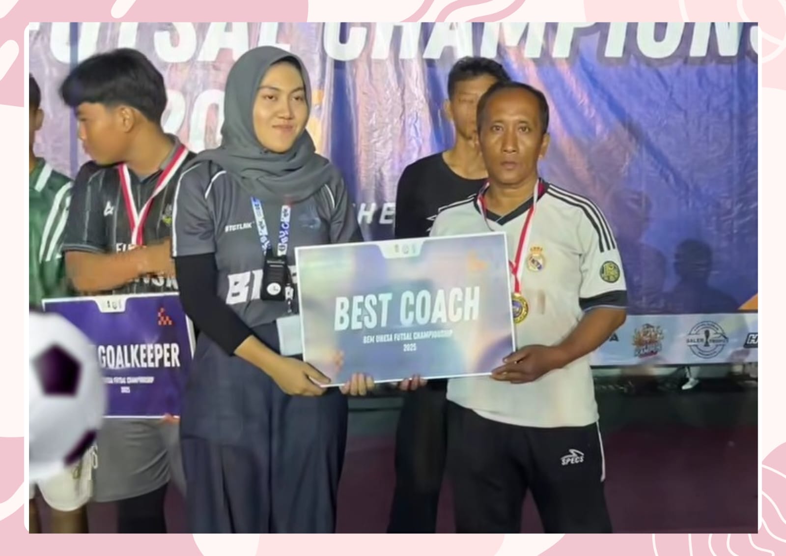 Dedikasi Ganda Berbuah Manis, Coach AF Sabet Gelar Best Coach SMP di BUFC 2025