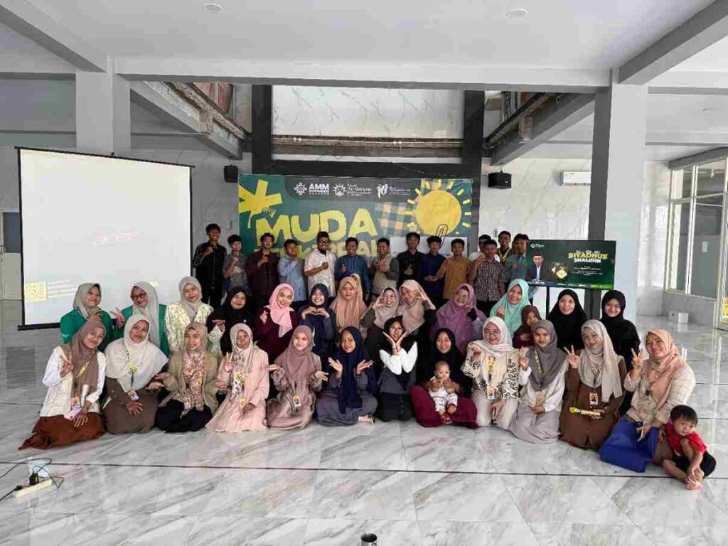 Workshop Digital Angkatan Muda Muhammadiyah Buduran: Ubah Konten Jadi Penghasilan