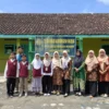 SD Muhammadiyah Al Mujahidin Gunungkidul Salurkan Zakat Fitrah, Parcel, dan Sembako untuk Mustahik