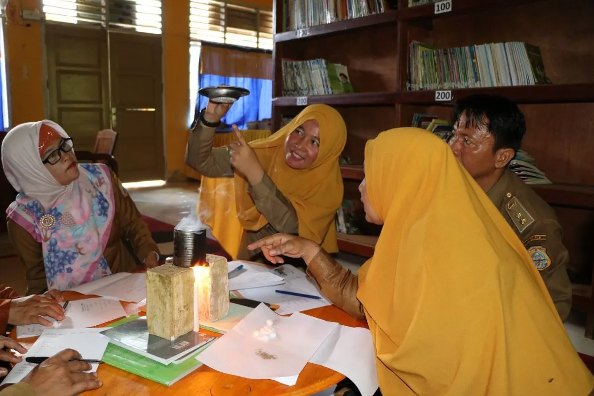 Hari Guru Nasional dan Realitas yang Masih Menggantung