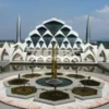 Masjid Al Jabbar, Kado yang Ditolak di Hari Milad
