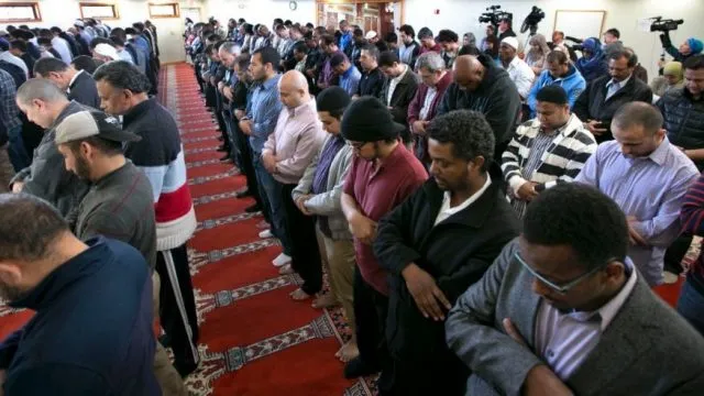 Menjadikan Salat Sebagai Pertemuan Terindah Dengan Allah