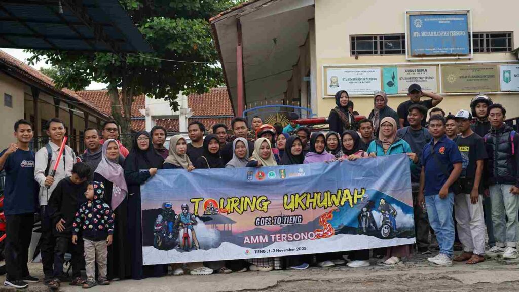 Menembus Kabut Menjalin Ukhuwah: Touring AMM Tersono Batang