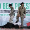 Aksi Teatrikal Pembebasan Palestina di UM Surabaya