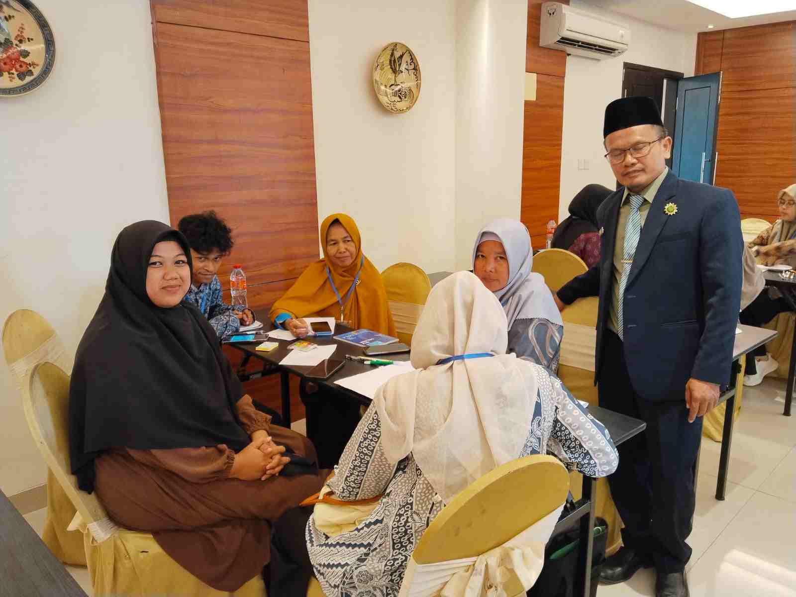 Bimtek Pembelajaran Mendalam: Mempersiapkan Peserta Didik Tidak Hanya Jadi Pengguna Teknologi