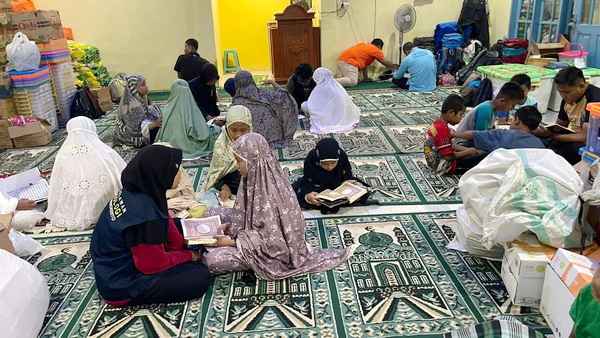 Relawan Muhammadiyah Lakukan Spiritual Care pada Penyintas Bencana Sumatra