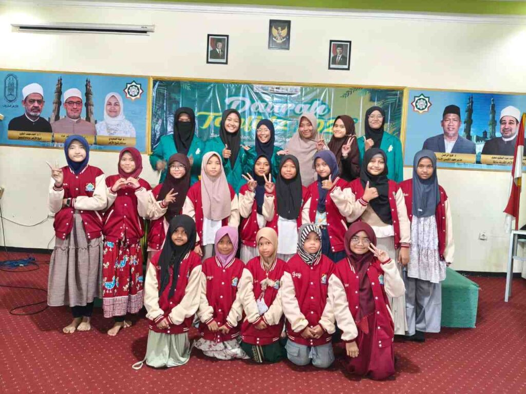 Tahfidz Camp SD Muhammadiyah 18 Surabaya Isi Liburan Akhir Tahun di eLKISI Edupark Mojokerto