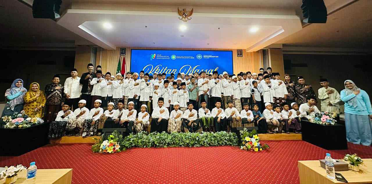 Kolaborasi PDM Kota Kediri dan RSMAD Hadirkan Khitan Massal Dipadu Nonton Bareng, 117 Anak Ceria