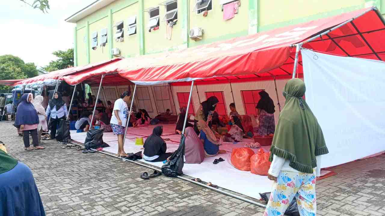 Ribuan Warga Langkat Bertahan di Hunian Darurat, Air Bersih Masih Langka