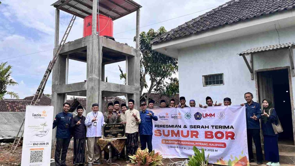 LAZISMU–UMM Salurkan Sedekah Sumur Bor untuk Layani Sanitasi Umat