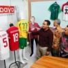 UMSURA Lelang Jersey Atlet Nasional untuk Bantu Bencana Sumatra