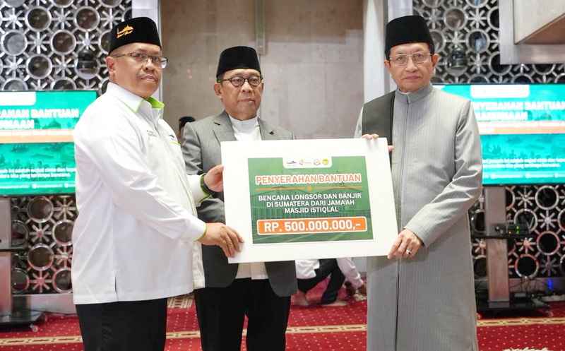 Jamaah Masjid Istiqlal Donasikan Rp500 Juta untuk Penyintas Banjir Sumatra