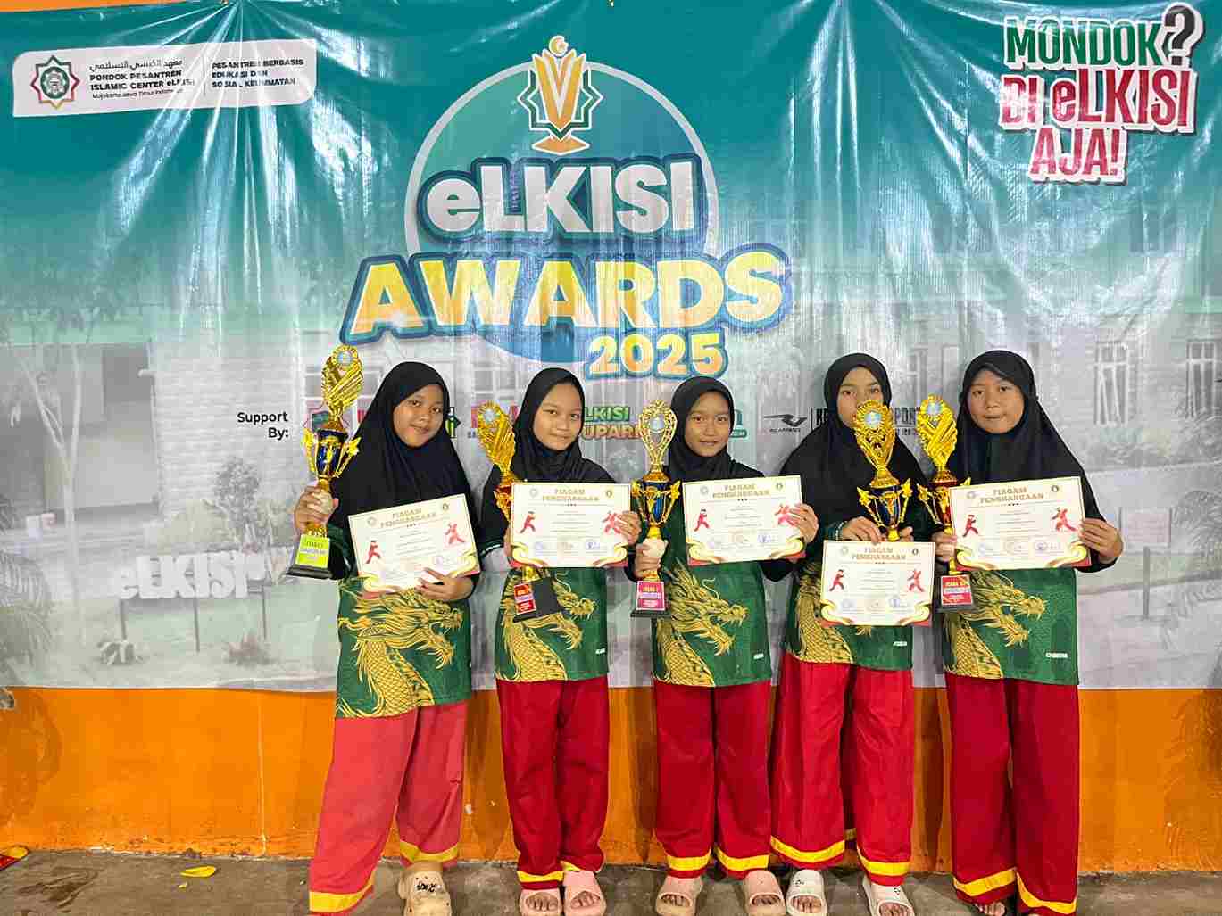 Lima Srikandi Tapak Suci Mupalas Raih Prestasi pada Ajang elKisi Awards 2025