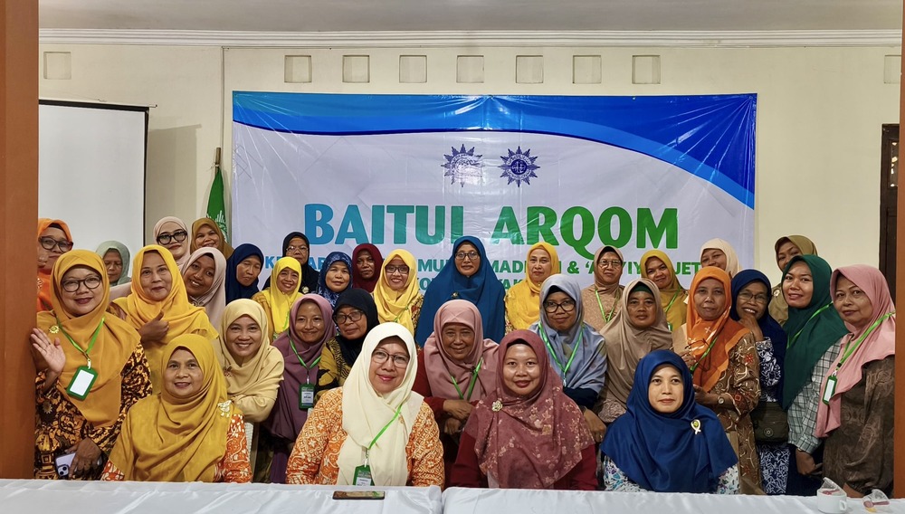 Urgensi Ibu Dalam Kaderisasi Generasi