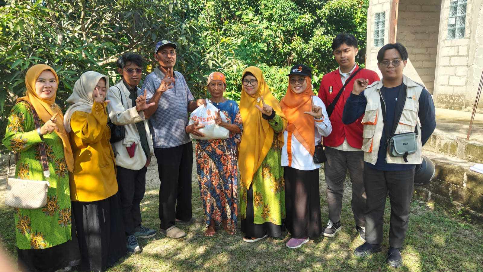 Perkuat Kepedulian Sosial, Lazismu Kotim Bergerak Lewat Program Sayang Lansia