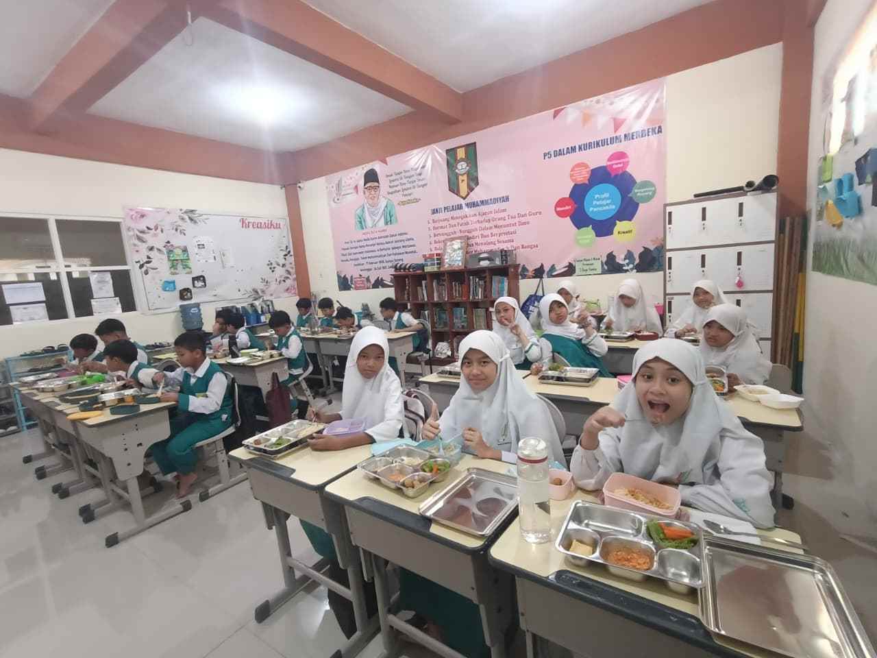 Mulai Pekan ini, SDM Limas Menerima Makan Bergizi Gratis