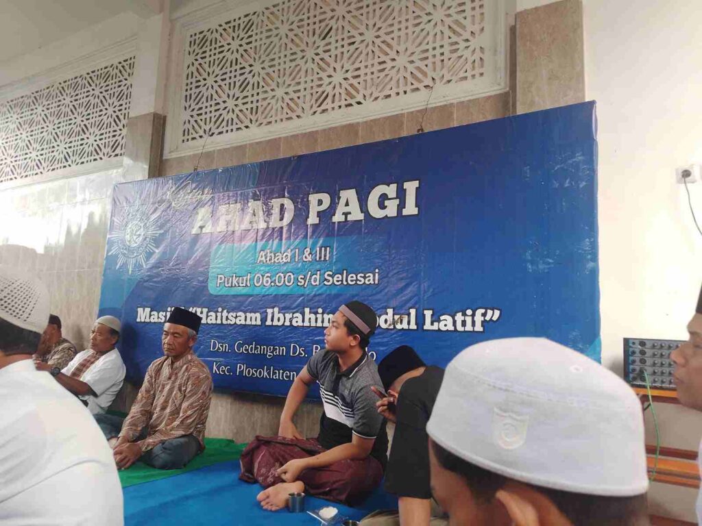 Kajian Rutin PCM Plosoklaten, Muhasabah Diri Menuju 2026 dan Penguatan Spirit Ibadah