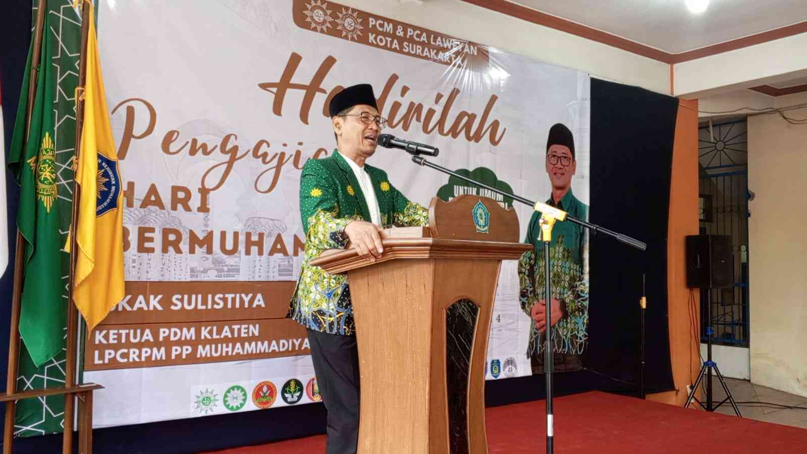 Pengajian Bermuhammadiyah Laweyan Surakarta Semarak dengan Bakso Gratis Lazismu