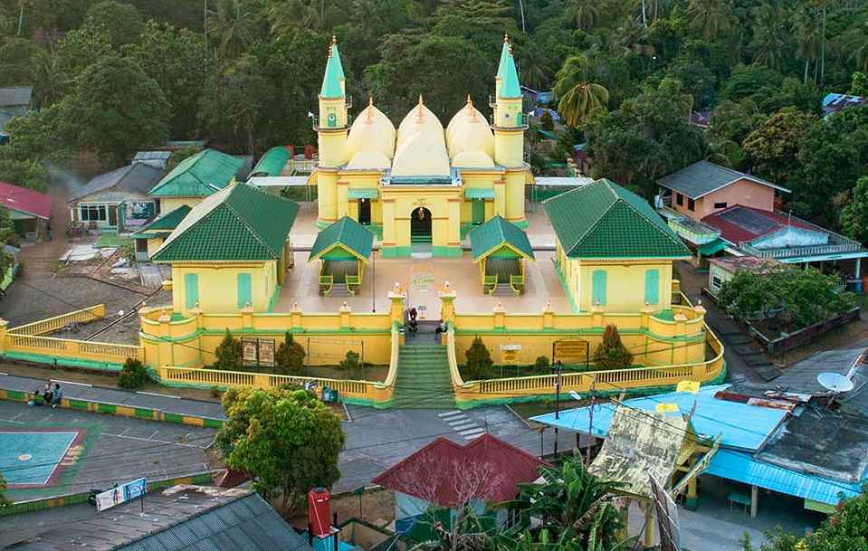 Masjid Raya Sultan Riau yang hampir 200 tahun. (ist)